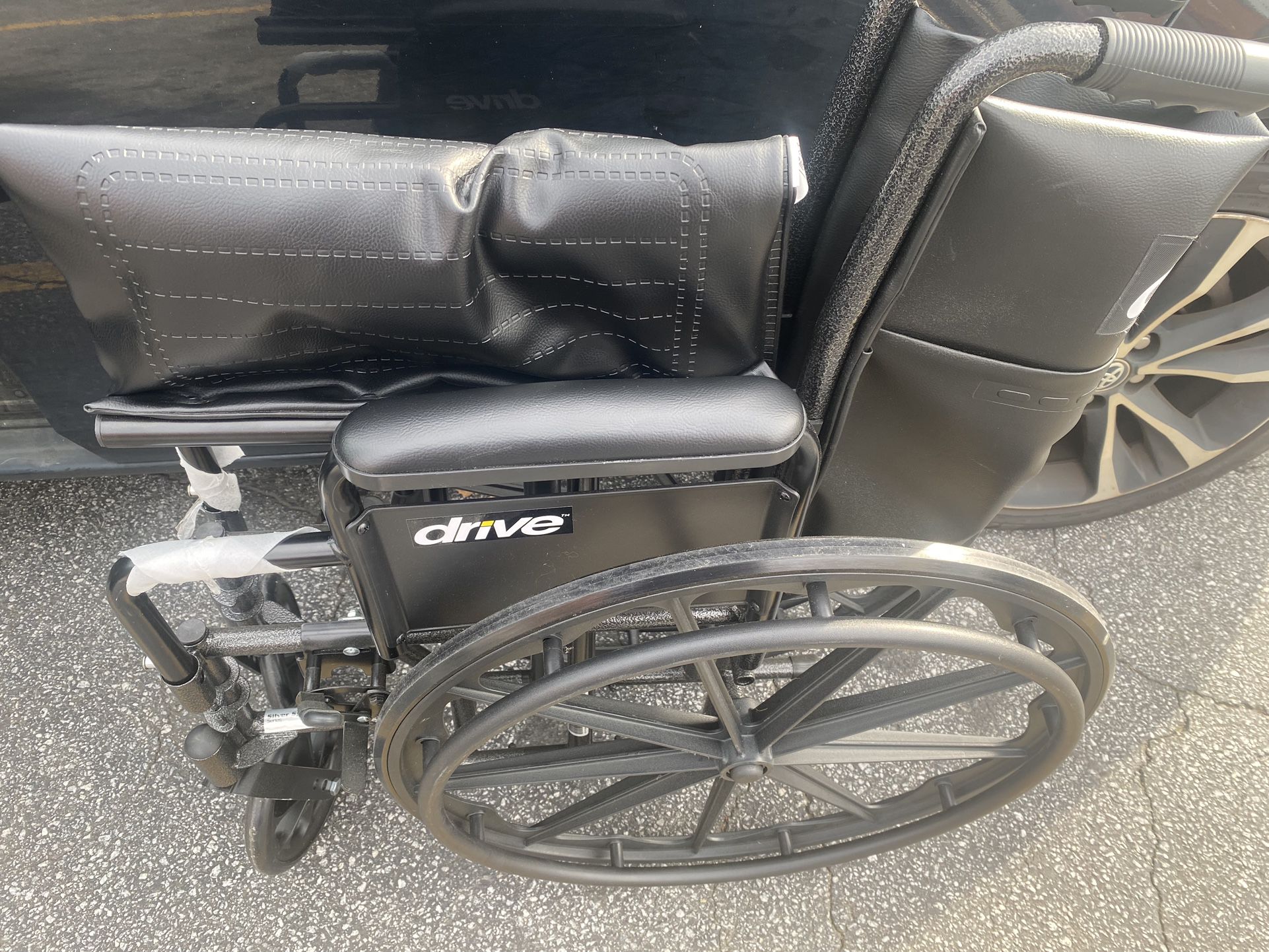 Wheelchair- Drive Medical  Silver Spirt II Wheelchair With 18” Seat Width + Footrests 