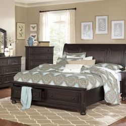 Queen Bedroom Set On Huge Sale 
