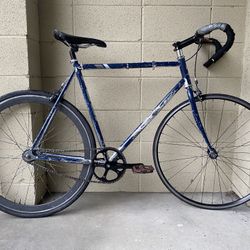 Vintage Fuji Track “Fixie” Road Bike 80’s Model (Customized/Excellent Condition/$40)