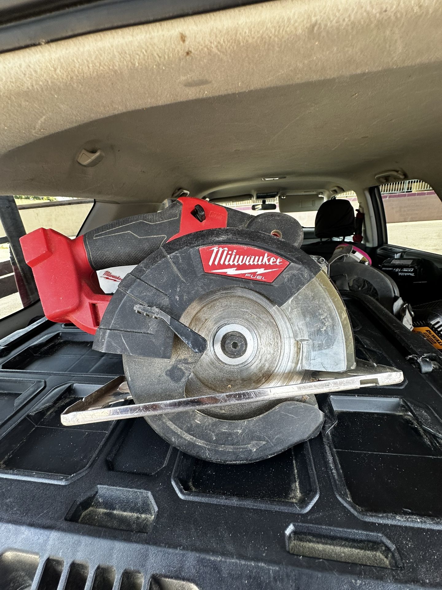 Milwaukee Skill Saw