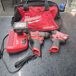 Milwaukee Fuel Brushless Combo Kut