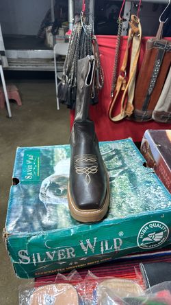 Silver Wild Handcrafted Western Cowboy Boot