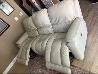 Lazy boy recliner couch