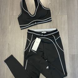 Women’s yoga alo black set