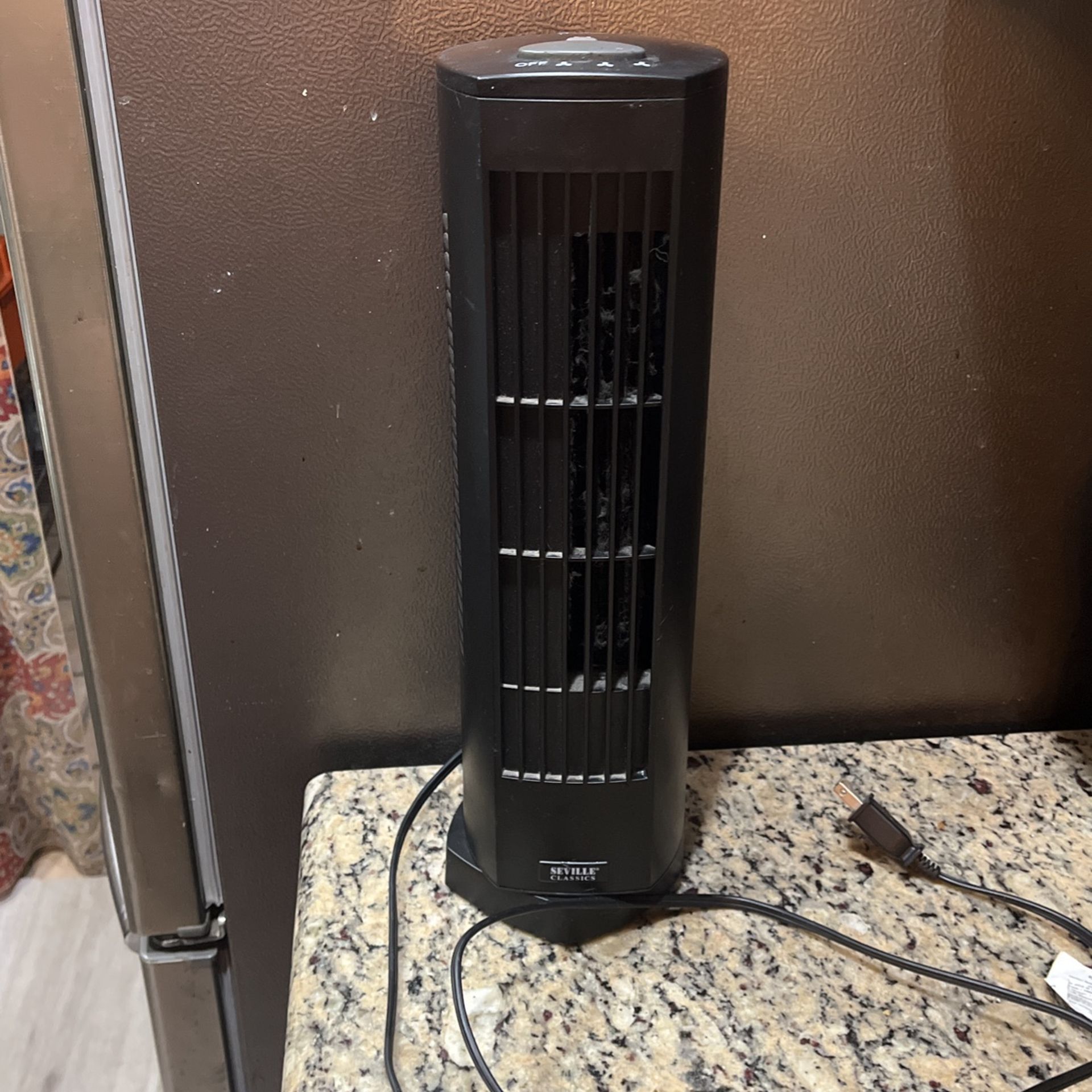 Seville Oscillating 3 Speed Fan Tower