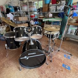 TAMA drumset
