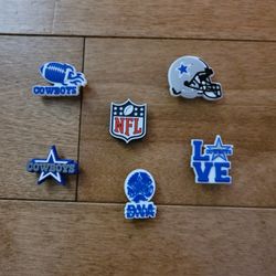Lot Of 6 Dallas Cowboys Shoe Charms 