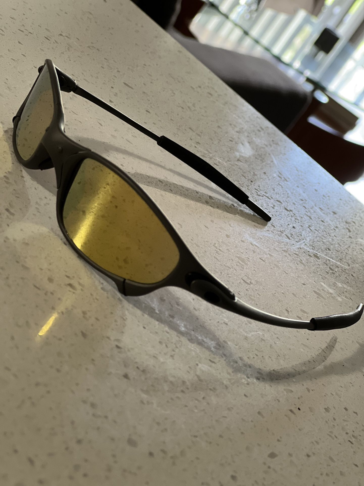 ORIGINAL Oakley JULIET X METAL for Sale in Belle Isle, FL - OfferUp