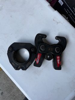 Milwaukee X5 Ring Jaw Milwaukee 2-1/2 in CTS-V Pivoting Press Ring