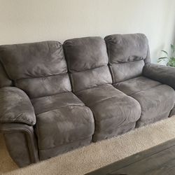 Sofa With Power Recliner 