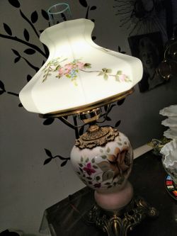 Vintage Hand Painted Glass Lamp