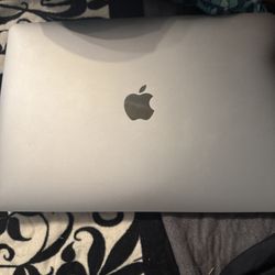 MacBook Pro 13’ M1 Chip