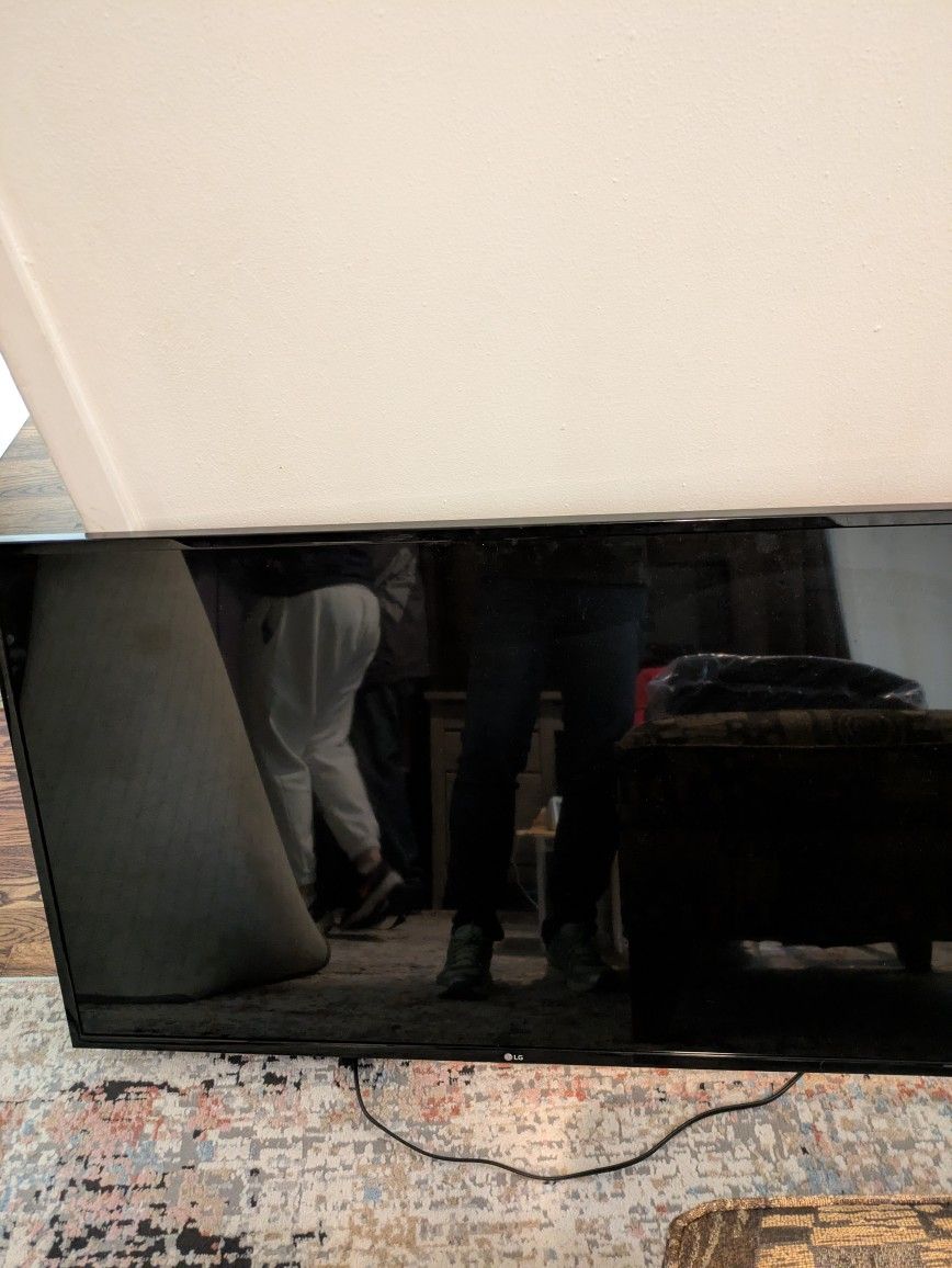 50 Inch Flat Screen TV 