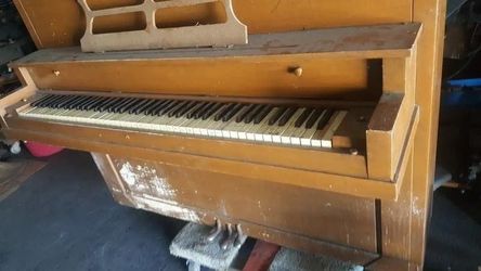 Older Piano Old Classic Vintage