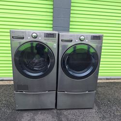 Samsung Washer & Gas Dryer Set with Pedestals
