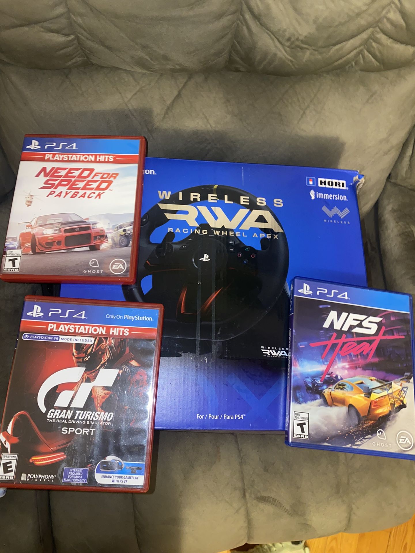 Wireless Racing Wheel