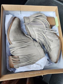 New Fringe Boots 