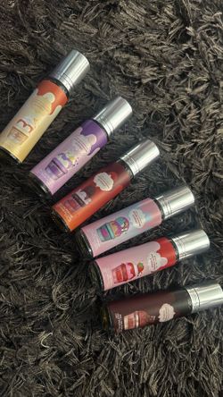 Roll on perfume oils