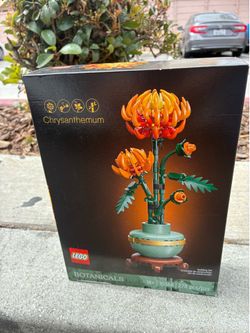 Chrysanthemum Lego set NEW!