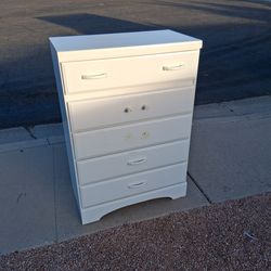Free Dresser