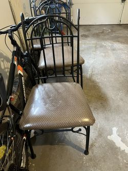 3 Matching Dining Room Chairs