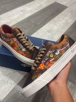 Souvenir “Chanel” Vans | Size 10.5