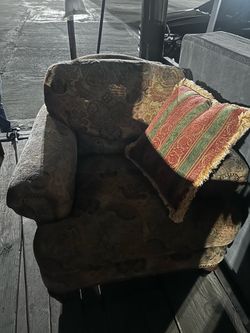 Sofa with small pillow