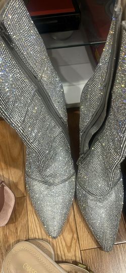 Women’s Footwear 