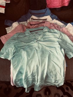 4 brand new Medium ladies IZOD polo shirts