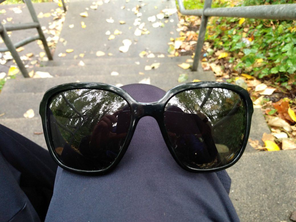 Prada sun glasses, brand new