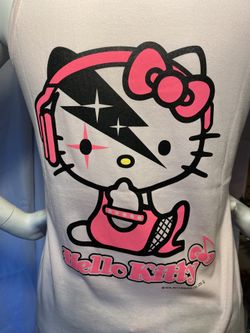 Lady’s Hello kitty tank top