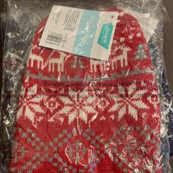Pet Sweater Christmas, New Red (small) 5dls,or Navy (medium) 5 dls. each