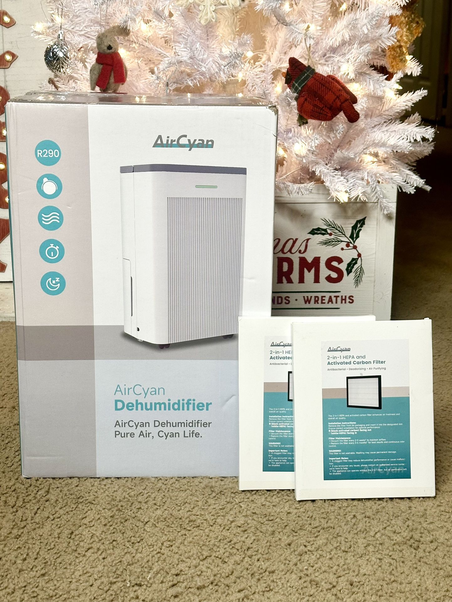 AirCyan Dehumidifier with 2 extra filters New