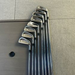 Full Set Of Gold DCI Titleist Golf Clubs