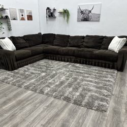 Brown Sectional Couch - Free Delivery 