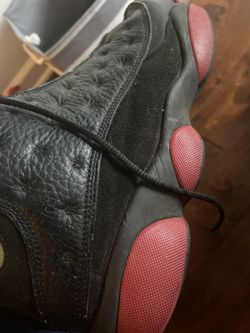 Jordan 11 Blk/red