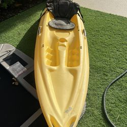 10’ KAYAK