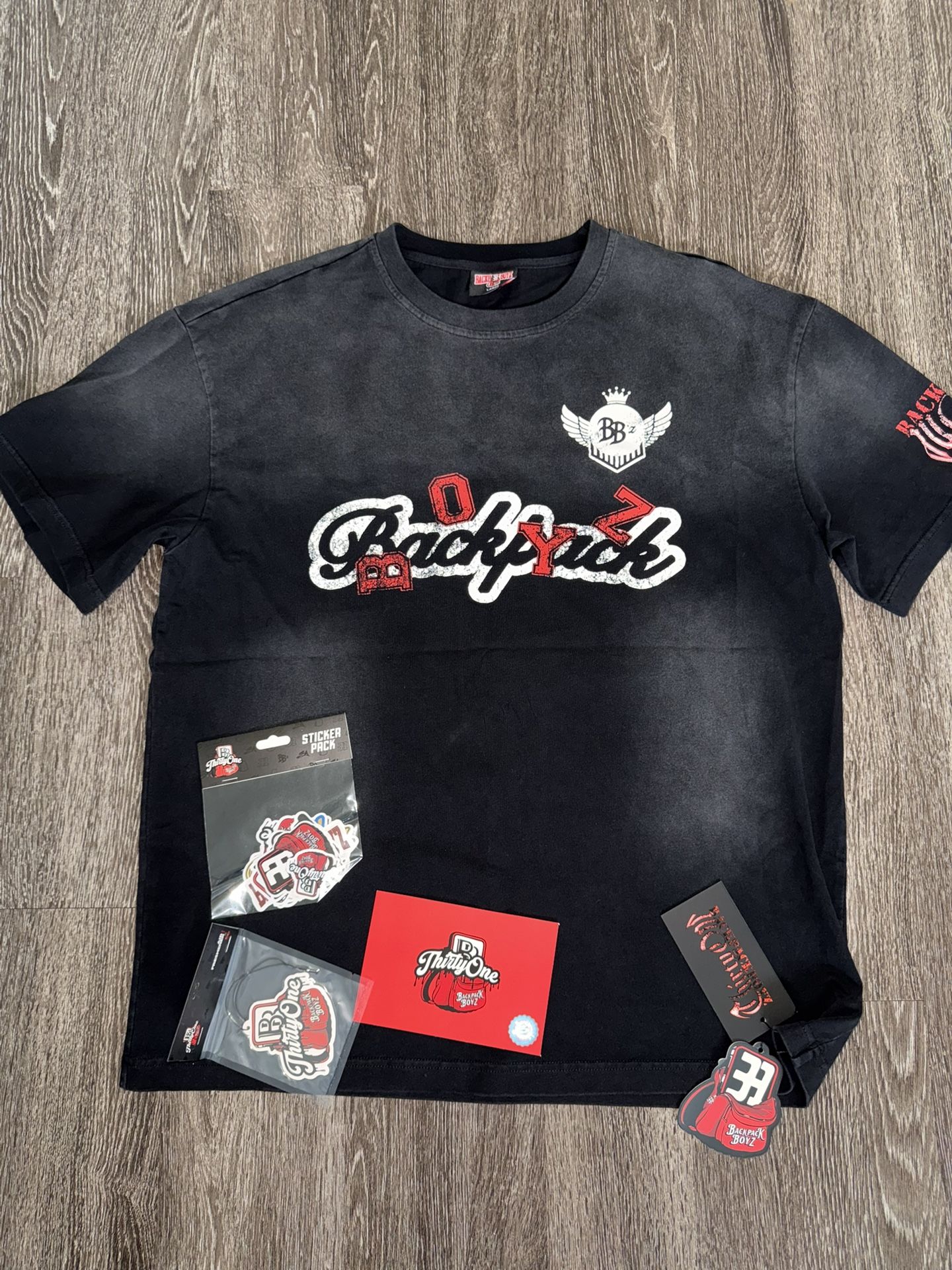 T-Shirt 31 Hats X Backpack Boyz size L