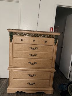 Set of dressers