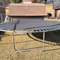 Trampoline