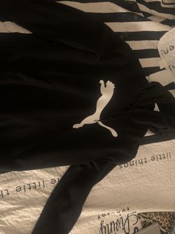 Pumas Sweater