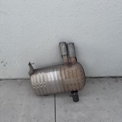 BMW 328i Stock Muffler