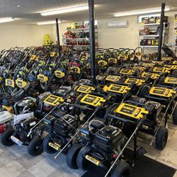 Blowout Sale Pressure Washers !! 