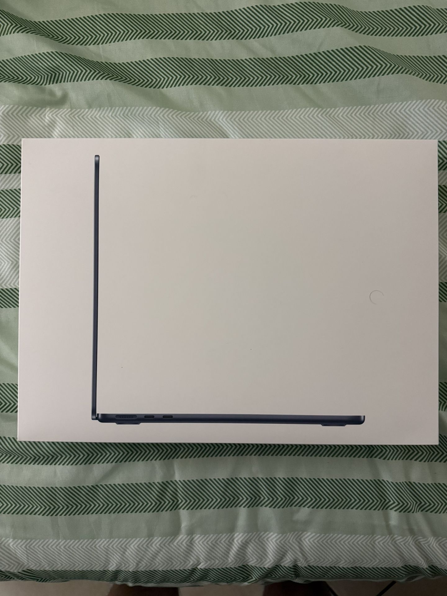 Mac Book Air (M4 Chip) 2025