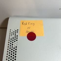 Xbox 360 White Console + Controller + HDD (Red Ring Of Death) NOT WORKING