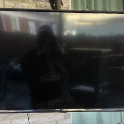 Smart TV With remote