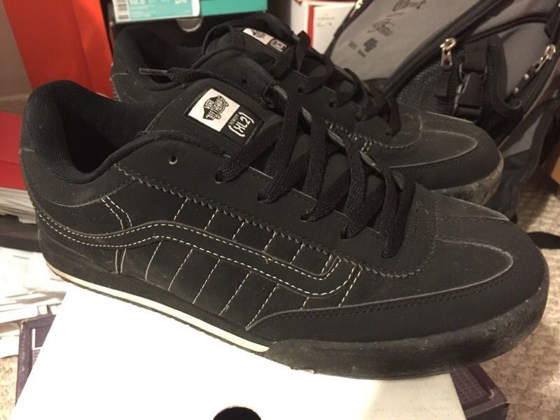Vans Rowley XL2 all black size 10 pre owned