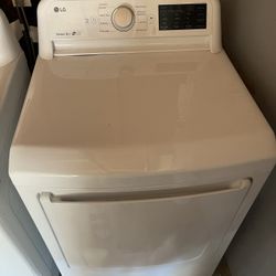 LG Washer And Dryer Set