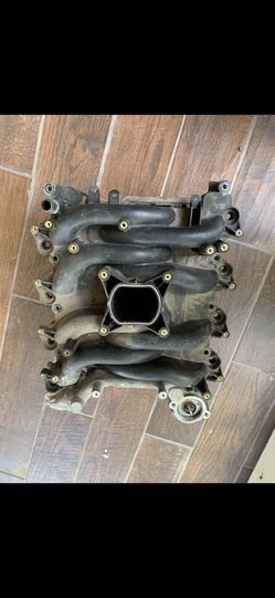 Mustang / Crown Vic PI Intake Manifold