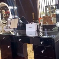 Vanity Desk & Mirror 